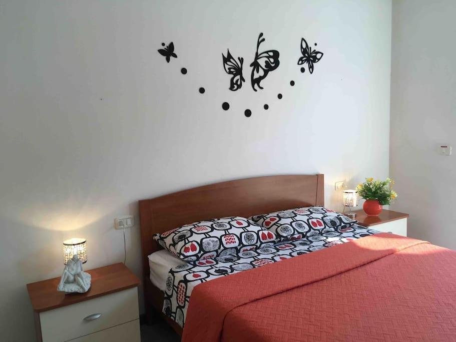 Irina'S House With View On Like And Swimming Pool Apartment Riva di Solto Exterior photo