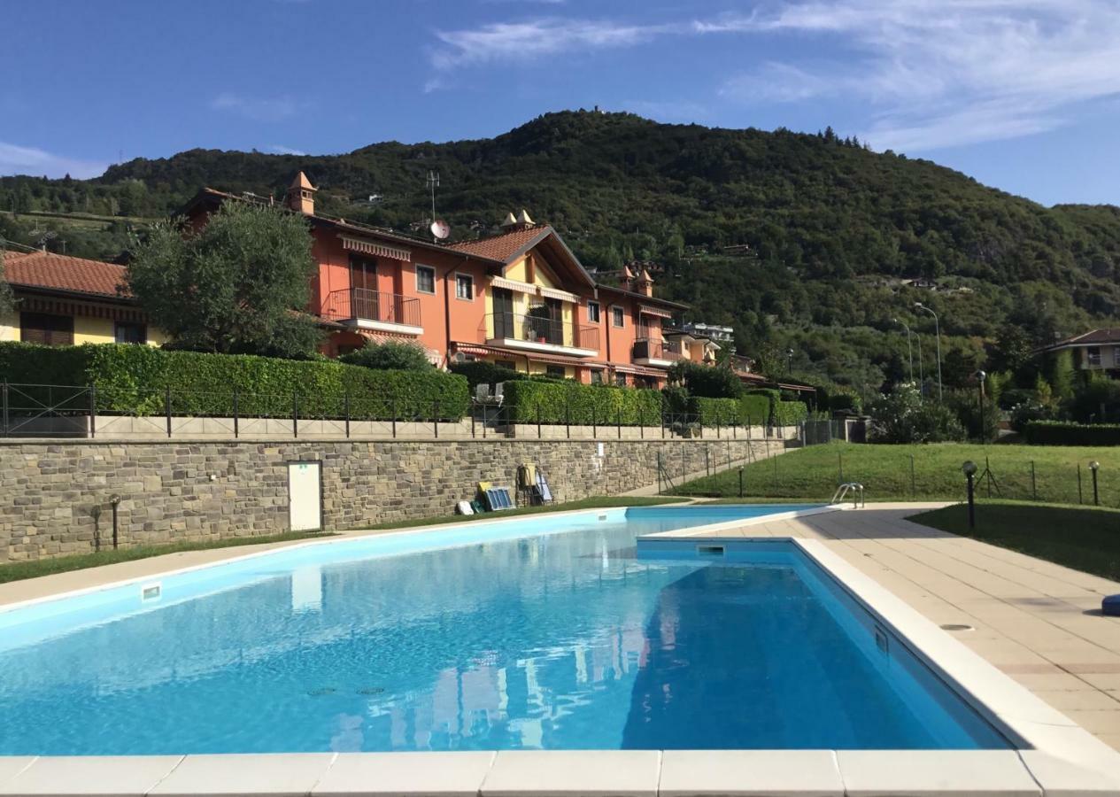 Irina'S House With View On Like And Swimming Pool Apartment Riva di Solto Exterior photo